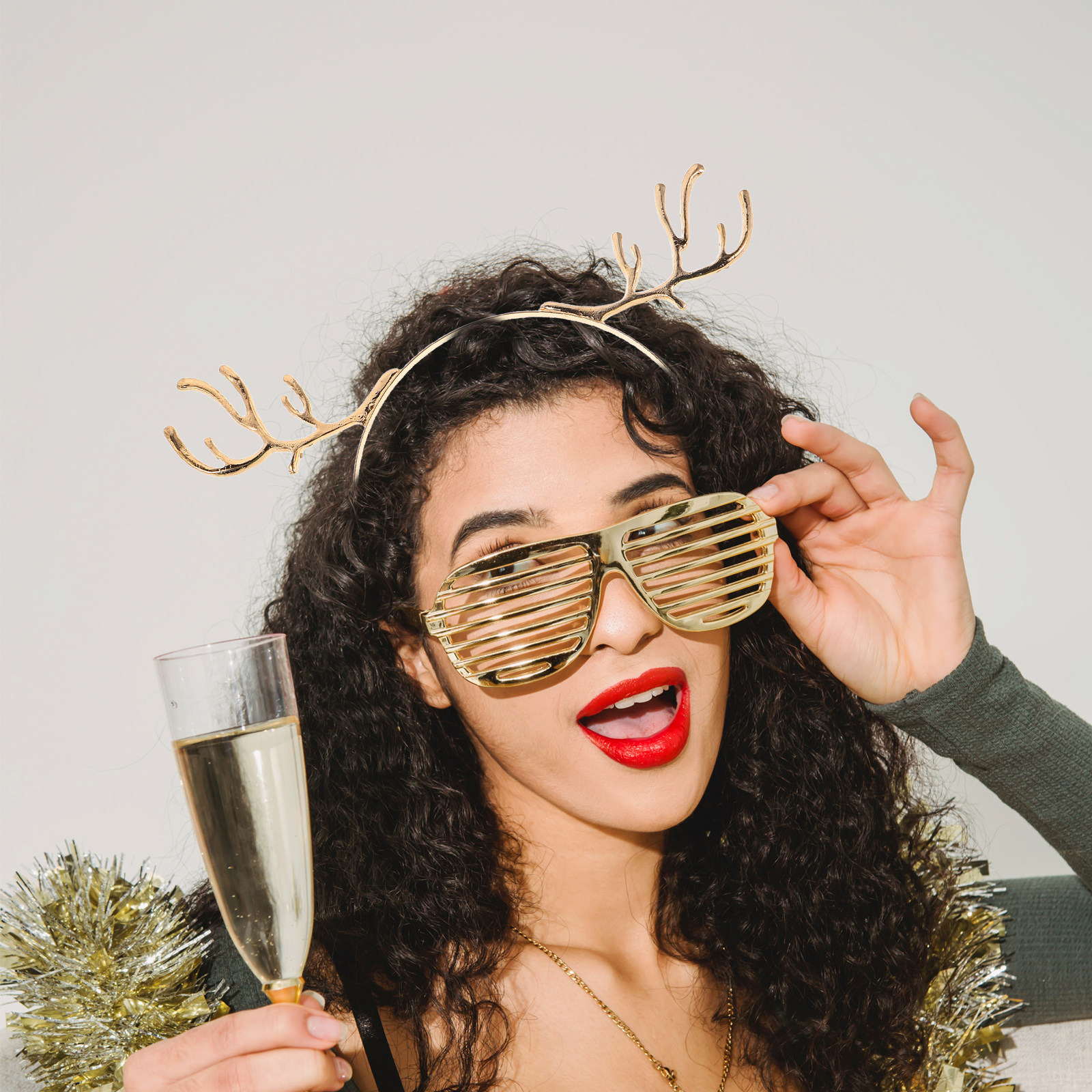 3Pcs Cute Reindeer Antler Head - Reindeer Antlers Headband review and price